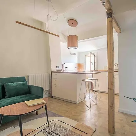 Petit Cocon Avec Vue Dernier Etage - Mazarin 1833 * Aix-en-Provence